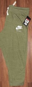 Nike womens pants